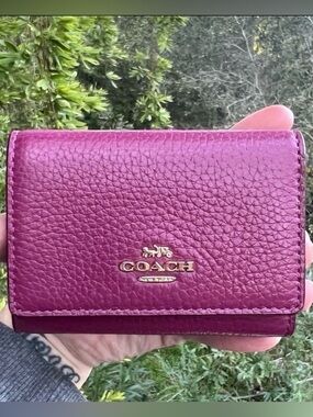 COACH Micro Trifold Wallet Pebble Leather Light Raspberry with Gold Hardware